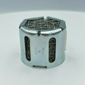 Engine Crankcase Breather Element FA-1068 fits 90-95 Ford Mustang 5.0L-V8 - Bild 1 von 3