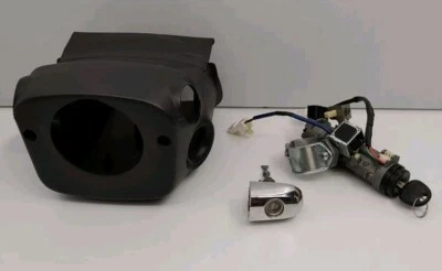 2011-2013 Kia Sorento IGNITION SWITCH WITH KEY, COLUMN TRIM SHRAUD, DOOR LOCK - Image 1 of 4