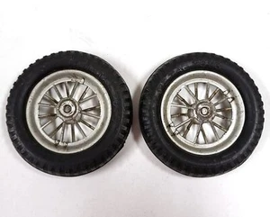 Vintage I.Y. Metallspielzeug Gummireifen - 3,5" (9 cm) - 2er Set - Japan Blechspielzeug - Bild 1 von 3