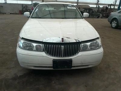 Automatic Transmission ID F8VP-BA Fits 98 LINCOLN & TOWN CAR 2598132 - Image 1 of 4