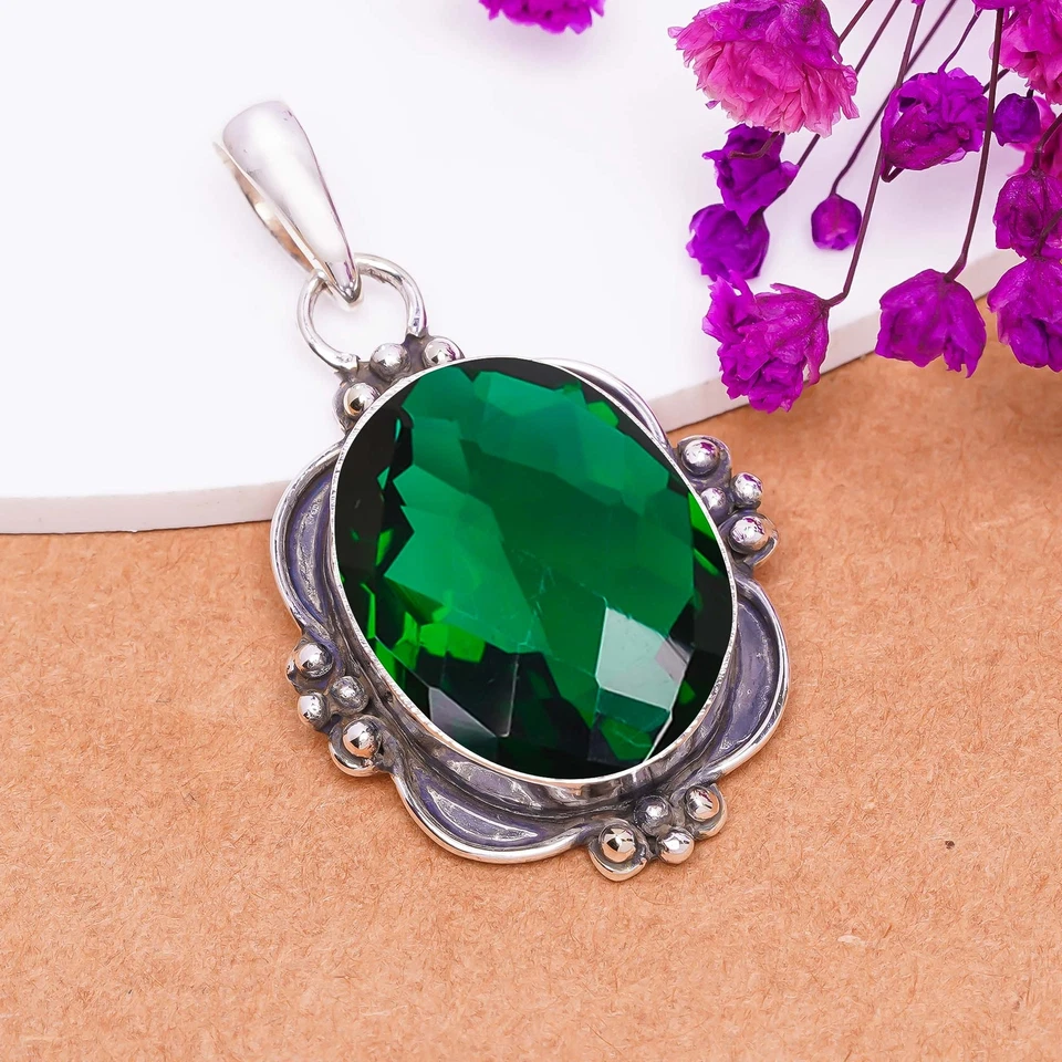 Colgante de joyería de plata de ley 925 con piedras preciosas de diopsido de cromo, hermoso colgante Foto 1 de 4