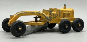 VINTAGE 1950S TOOTSIE TOY ROAD GRADER SCRAPER TRACTOR CONSTRUCTION TOY - Picture 1 of 8