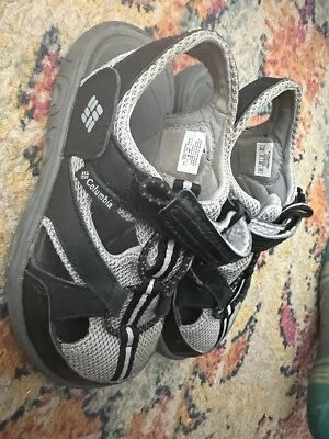 Columbia Sandals Youth Techsun Wave Boys' 6 Shark Gray NIB - Image 1 of 4