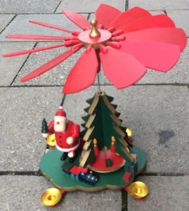 Weihnachtspyramide „Holiday Time“, sehr gut erhalten - Picture 1 of 4