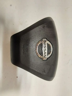 Bolsa de aire para volante Nissan Pathfinder 2014-2020 Foto 1 de 4