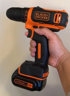 Taladro/Destornillador Inalámbrico BLACK+DECKER 12V MAX, Batería y Cargador Incluidos  Foto 1 de 4