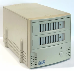APS 18-Gig External RAID Ultra Wide SCSI Hard Drive - 5 Piece Kit - Photo 1/9