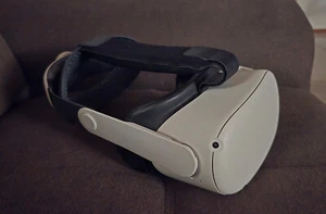 ** VISORE VR OCULUS META QUEST 2 256 GB + CINTURINO BOBOVR ELITE + FACE COVER ** - Foto 1 di 6