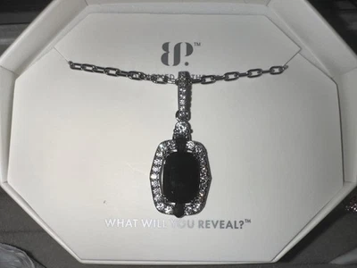 Colar Bomb Party "Anything But Subtle" 🖤 Ônix Preto em Hematita NK69459 - Imagem 1 de 2