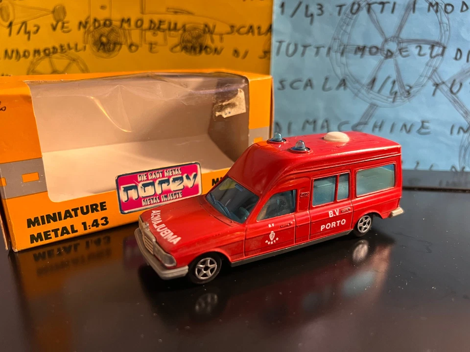 1/43 Norev Jet-Car Mercedes Binz Ambulancia Bomberos BV Porto ambulance ambulanz - Immagine 1 di 1