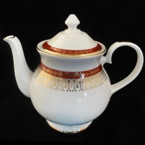 MAJESTIC RED by Royal Grafton Teapot 7" tall NEW NEVER USED made in England - Picture 1 of 2