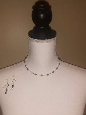 "Pendientes Lia Sophia perlas de azúcar marrón tono plata 15-18"" 5/8"" pequeños delicados" Foto 1 de 4