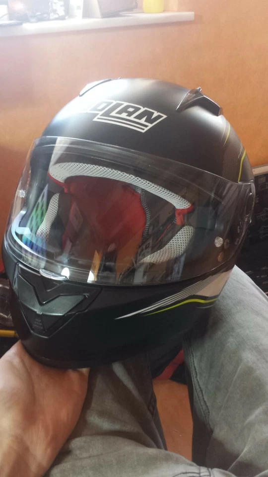 Motorradhelm von Nolan keine Kratzer von 2019 nur Indoor Verwendet Modell N64 - Bild 1 von 4