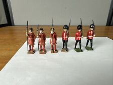 Vintage Britains Ltd Metal Soldiers Queens  Guards & Beefeaters Lot Of 6
