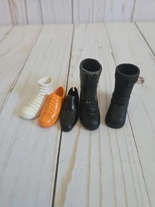 Ken Puppenschuhe Konvolut 5 nicht übereinstimmend  - Bild 1 von 2