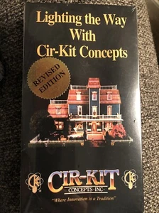 New Dollhouse Lighting The Way With Cir-Kit Concepts VHS Instructional Video - Picture 1 of 3