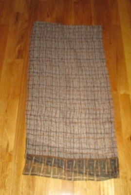 Шарф продолговатый Ann Taylor серо-серый коричневый клетчатый прозрачный 100% шелк 70 дюймов - Изображение 1 из 3