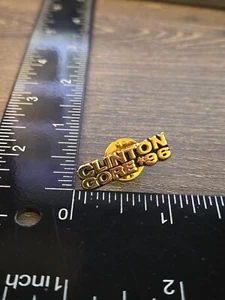 1996 Clinton Gore Political Lapel Pin i5 - Picture 1 of 2