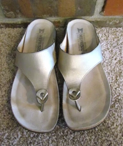 Mephisto Agacia Leather Thong Sandal Flip Flop Metallic Gold Women Sz 41/10-10.5 - Picture 1 of 6