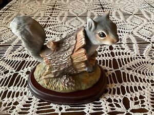 Vintage 1986 Masterpiece Porcelain By Homco, Squirrel In Log, Mexico.