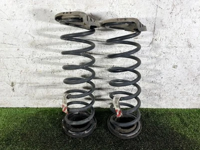 12-18 FORD FOCUS CONJUNTO DE MOLAS HELICOIDAIS DE SUSPENSÃO LATERAL ESQUERDA TRASEIRA LH e direita destro 2 OEM - Imagem 1 de 3