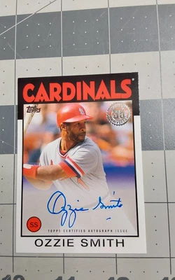 2021 Topps Baseball #86AOS Ozzie Smith 1986 Autograph 35th Anniversary - Image 1 of 2
