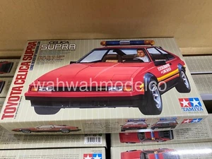 Tamiya 24033 1/24 Model Kit Toyota Celica XX 2800GT Supra 1982 F-1 Marshal Car - Picture 1 of 3
