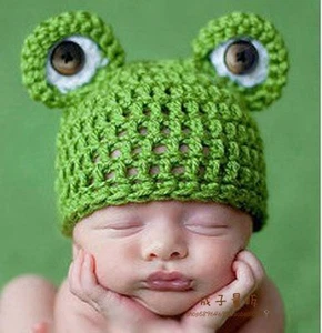 Baby Kleinkind Handgefertigt Gehäkelt Gestrickt Kappe Frosch Hut Kostüm Stütze