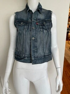 Chaleco de mezclilla sin mangas Levi's azul algodón talla pequeña - Imagen 1 de 4