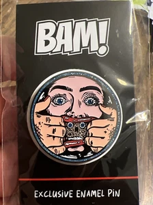 ¡MIP-BAM! Pin de esmalte exclusivo de Dead Alive/lanzamiento limitado por una sola vez - Imagen 1 de 2