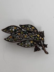 Vintage Brosche oder Anhänger Bronzeton mit mehrfarbigen Strasssteinen Hohlblatt Design - Bild 1 von 3