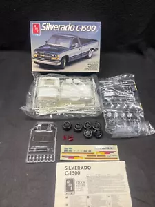 AMT Silverado C-1500 6276 Modelo 1/25 Kit Bolsas Selladas Interior 1989 OBS Chevy C1500 - Imagen 1 de 13