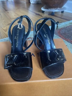 Sandalia Louis Vuitton Shake Platform - Negra (Talla 35) Usada Foto 1 de 3