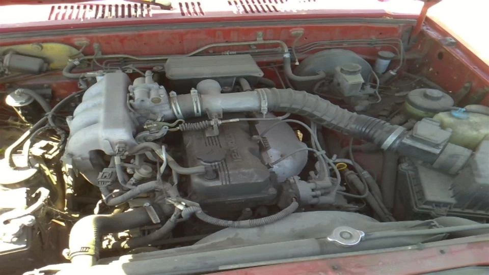 Brazo de control superior izquierdo del conductor delantero compatible con 90-93 MAZDA B-2600 30317051 Foto 1 de 4