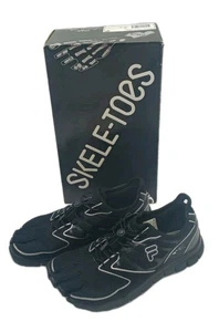 Fila Skele-Toes Barfuß Laufen Wasser schwarz weiß grau Schuhe Herren Größe 9,5 - Bild 1 von 18