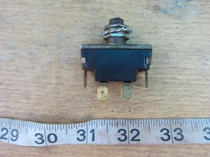 McGill 24A 125V Double Pole NO Momentary Push Button Switch, Used - Picture 1 of 3
