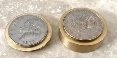 Caixa de pílulas de moedas mexicanas um peso vintage joias feitas à mão personalizadas - Imagem 1 de 4