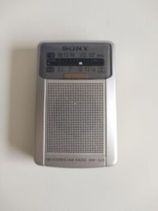 Sony FM Stereo/AM Portable Radio SRF-S26