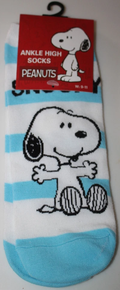 Peanuts Snoopy Womens Socks 9-11 No Show Charlie Brown