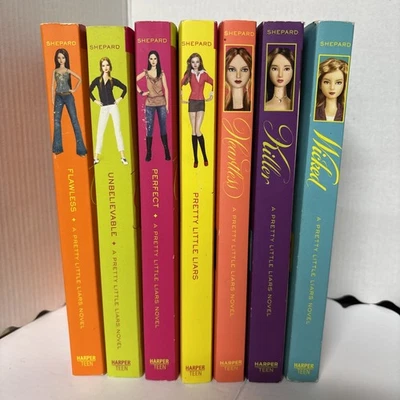 Pretty Little Liars Series Lot Of 7 Books Sara Shepard Paperback Foto 1 de 4