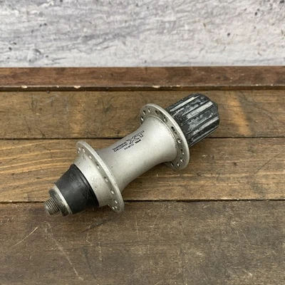 老式禧玛诺 Deore XT FH-M752 后轮毂 32H 135 MTB HG Freehub 8s 9s 山地 — 第 1/4 张图片