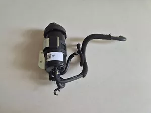 Suzuki GSX-8R /GSX800 R 2024- Sensor Botón Interruptor Montaje - Imagen 1 de 6