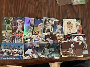 DEREK JETER ( 20 CARDS ) WITH INSERTS - Picture 1 of 1