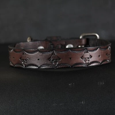 Кожаный ошейник для собаки на заказ. Ширина 1 дюйм. Дизайн черепа. Старый черный - Изображение 1 из 4