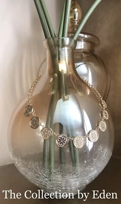 Collar Charter Club - Collar de oro y plata con dijes de flores brillantes Foto 1 de 4