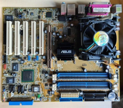 Asus P4C800-E DELUXE Socket 478 + 2.8GHz Pentium4 CPU + extras -- See photos -- - Image 1 of 4