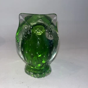 Estatuilla pisapapeles vintage de búho de vidrio verde Lefton Japón años 50 - Imagen 1 de 8