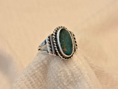 Vintage Artisan Turquoise Sterling Silver Bezel Set Unique Band Ring Size 4.5 - Image 1 of 4
