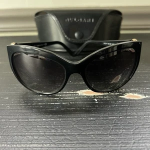 BVLGARI Bulgari Sunglasses 8121-H 100% UVA/UVB Protection Women Black - Picture 1 of 11