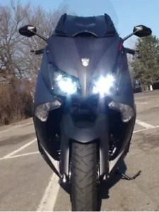 KIT H11 LED YAMAHA TMAX 530 MOTO T-MAX ABBAGLIANTE + ANABBAGLIANTE FULL LED - Foto 1 di 5